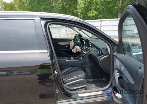 2017 Mercedes-Benz Glc 300 4Matic из США, поврежденный, VIN WDC0G4KB5HF140727